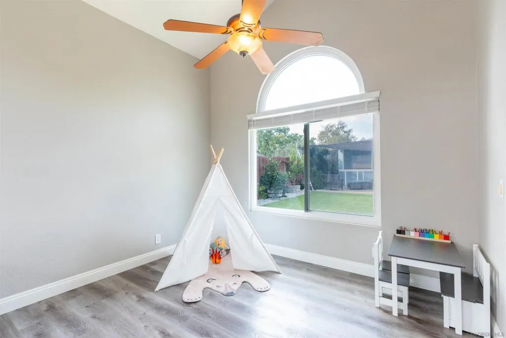 29634 Ramsey Court, Temecula, California 92591 home-pic-8